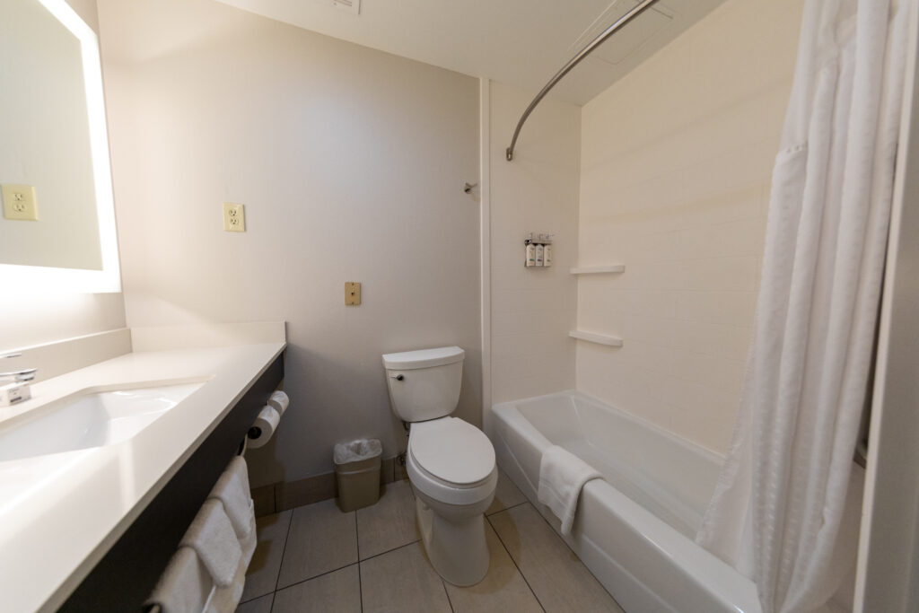 Holiday_Inn_Express-36