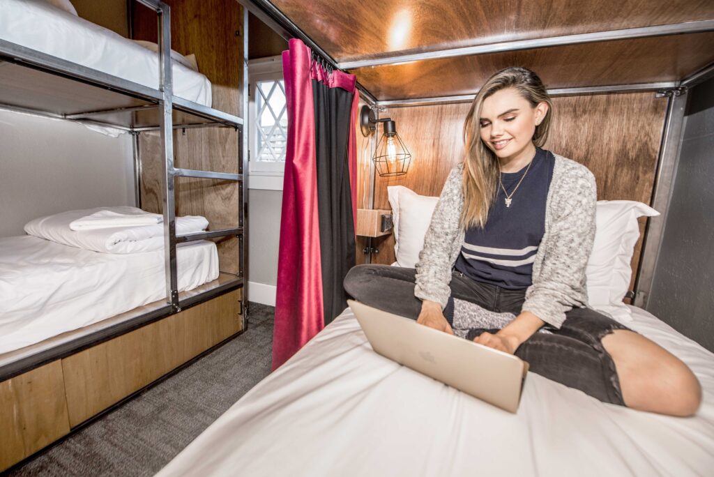 7 ember inside bunk guest