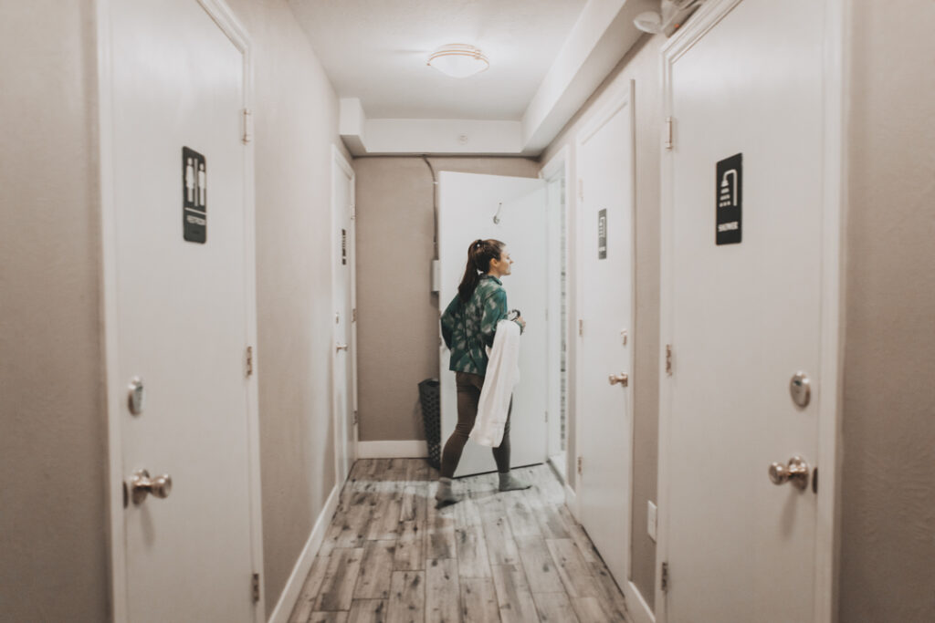 9 ember shower hallway guest